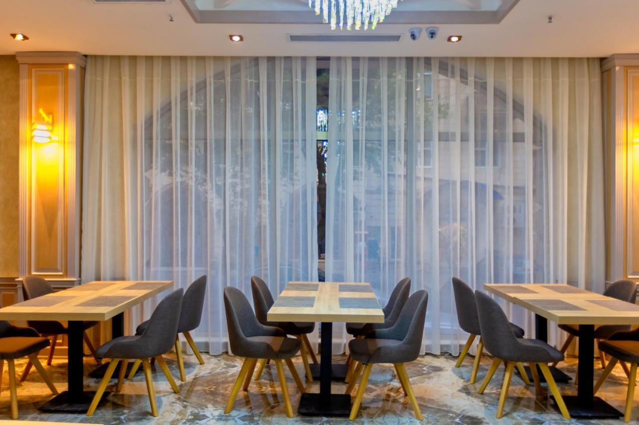 Metro City Hotel Baku Exterior foto