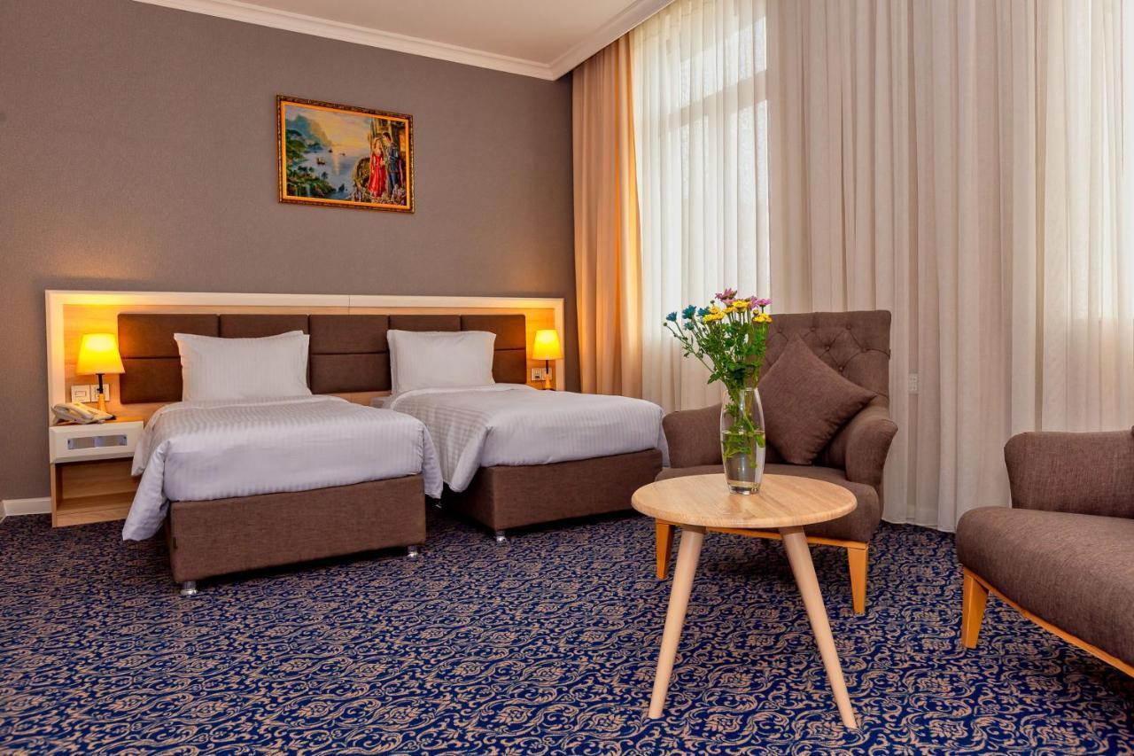 Metro City Hotel Baku Exterior foto